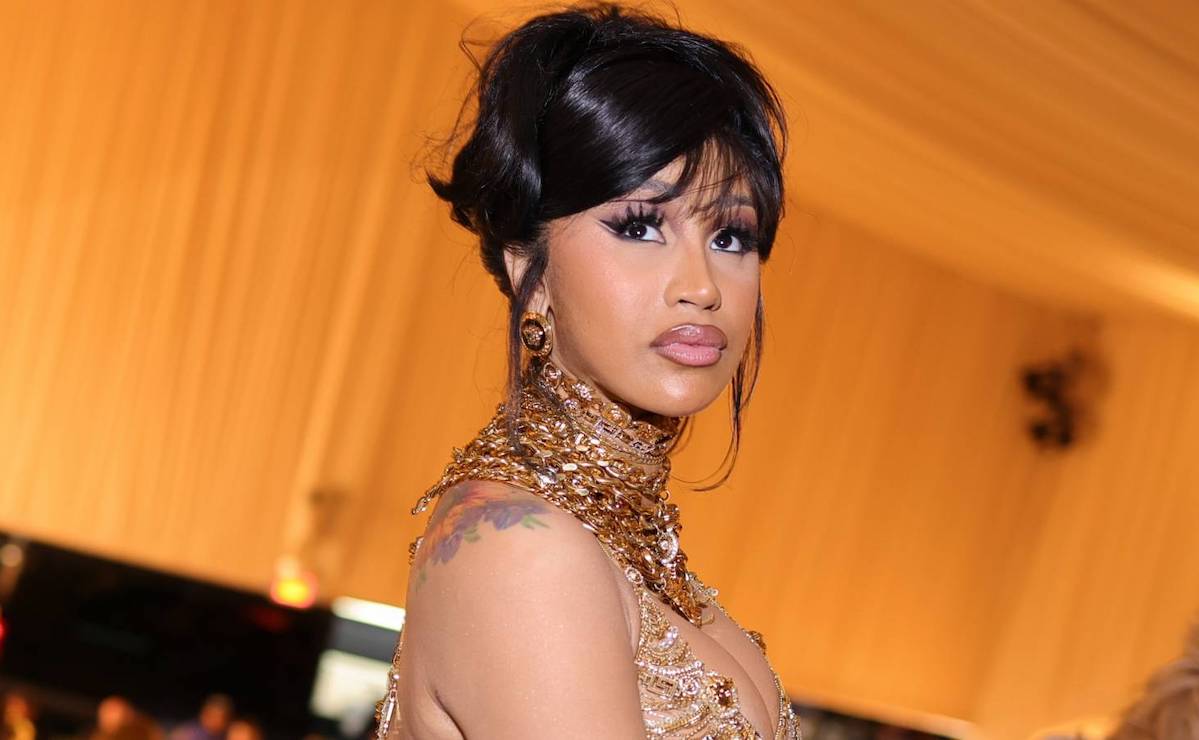 Cardi B returns with new single 'Hot Sh*t,' featuring Kanye & Lil Durk